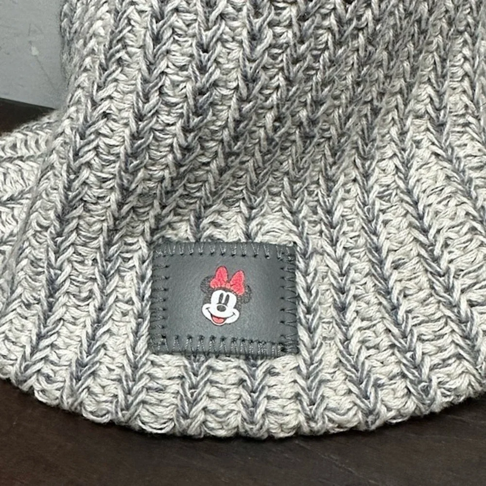 3/$20💥 NWOT Love Your Melon For Disney Minnie Mouse‎ Grey Knit Beanie Hat